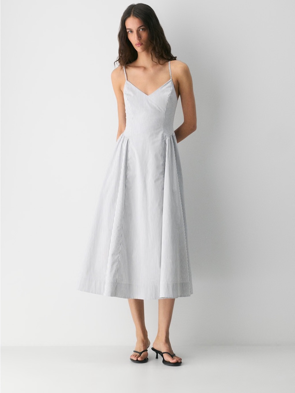Aritzia Technique Poplin Dress in Striped Blue and White, Size 2